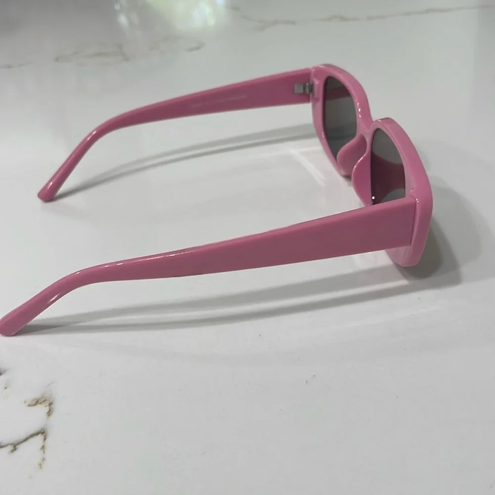 Pink Rectangular Retro Sunglasses - Picture 3 of 6